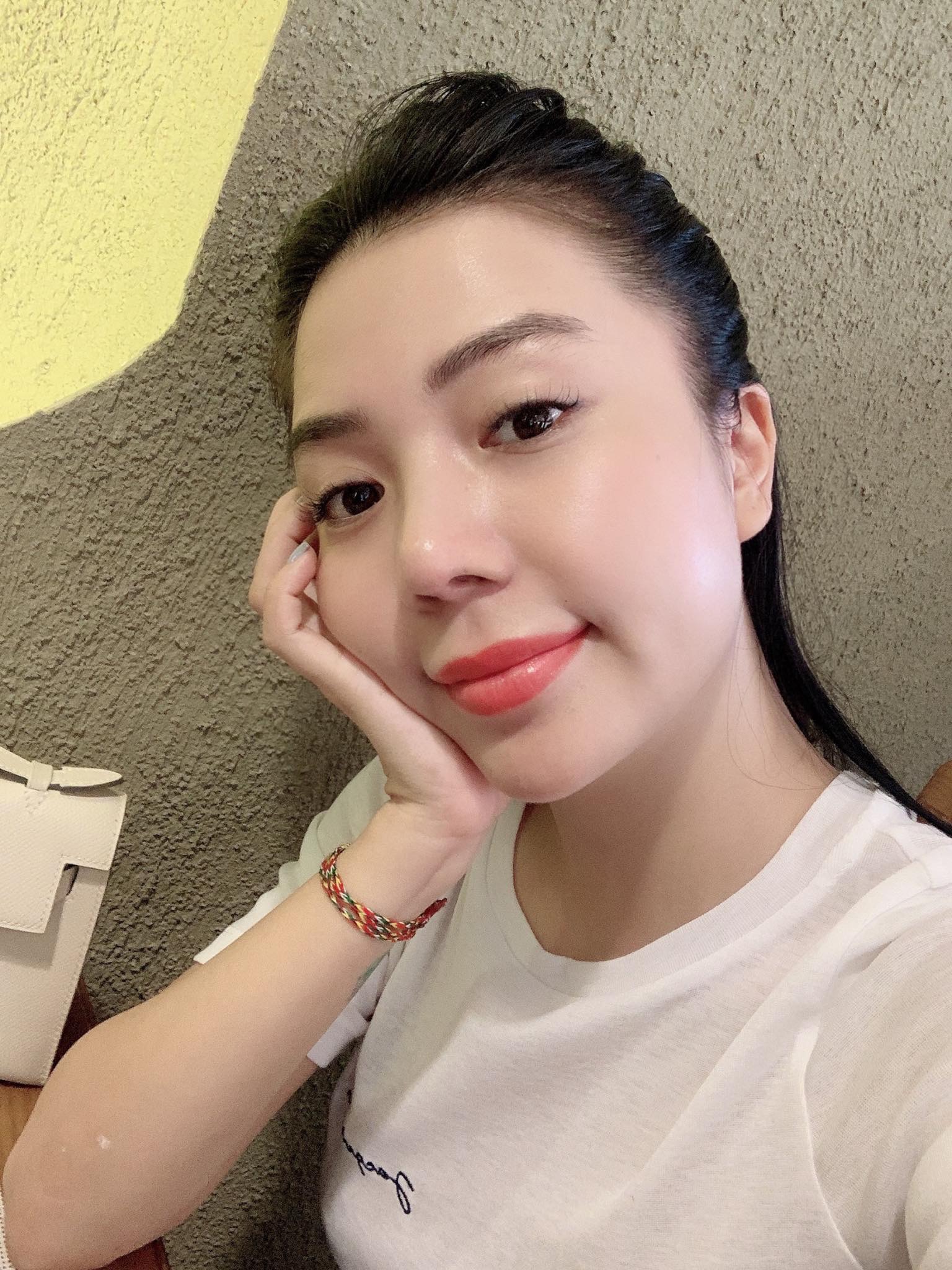 Đôi môi hồi phục tự nhiên sau khi khử thâm môi