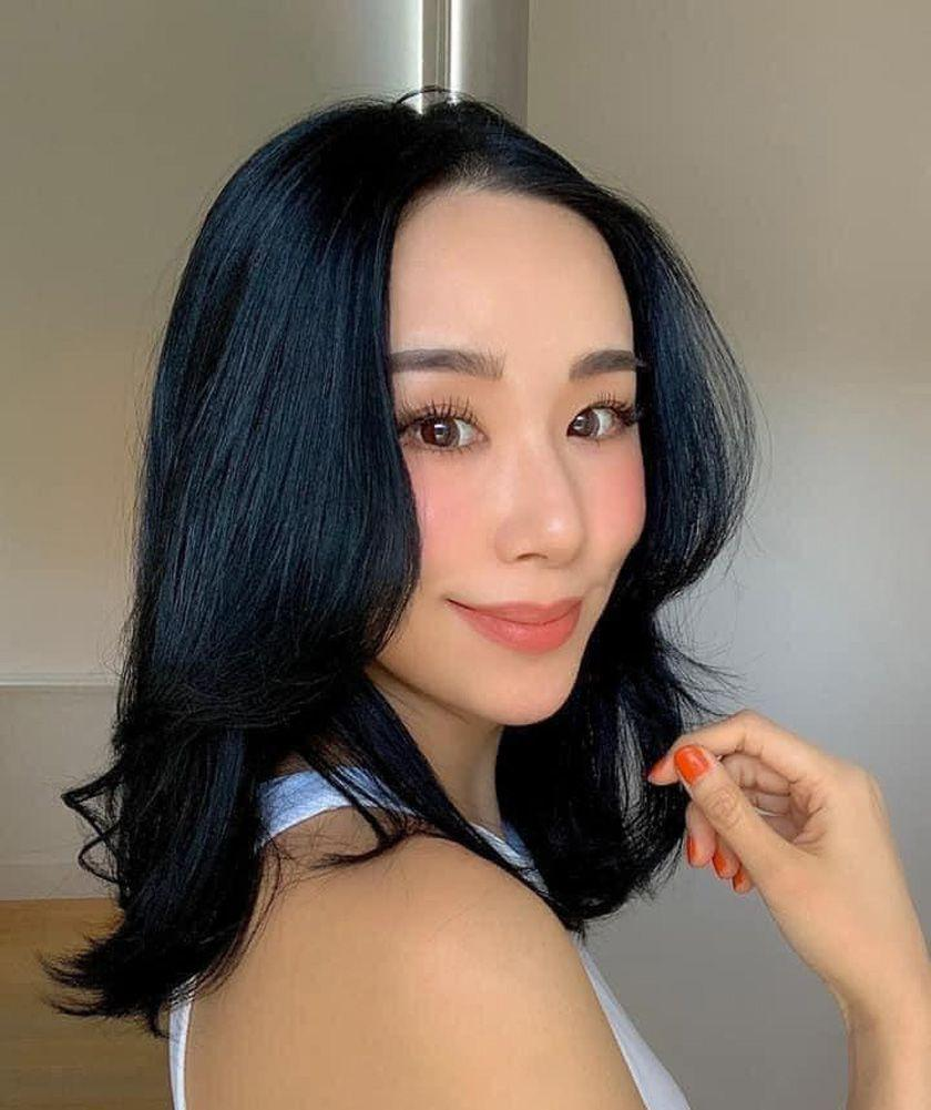 Đôi môi màu cam đào tự nhiên sau khi phun trên khách hàng